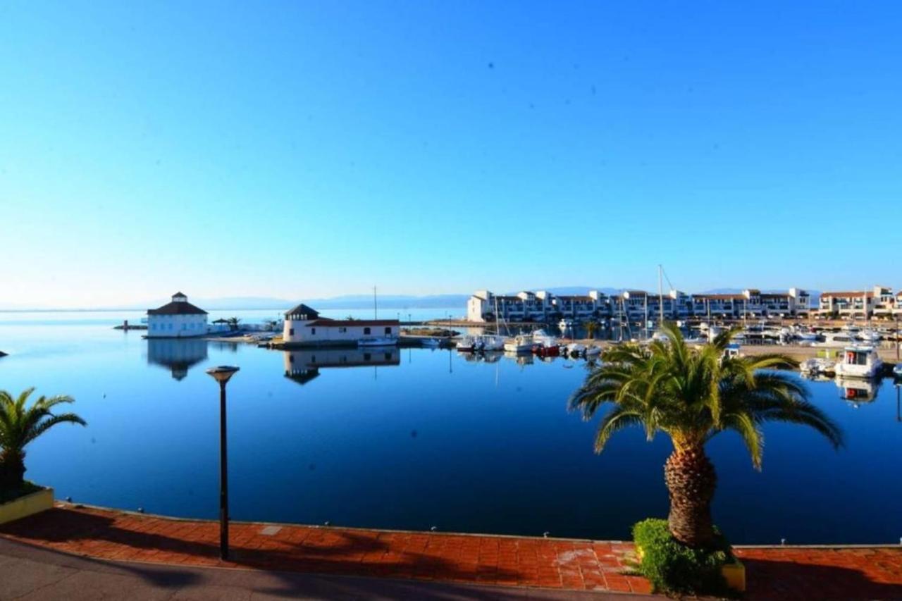 Appartement Beautiful Cocoon With Shared Pool In
